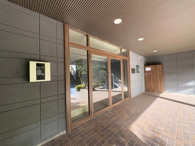 エントランス　エントランス部分