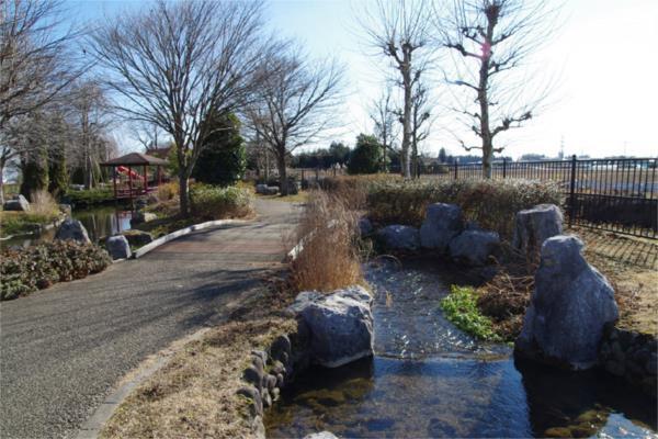 公園　上河内せせらぎ公園（公園）まで1977m