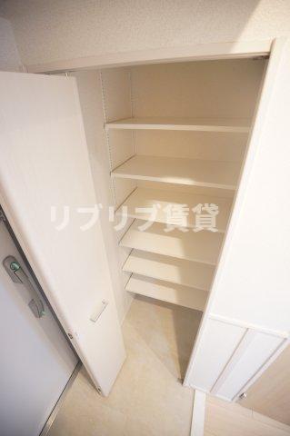 スアヴィス千葉の玄関写真