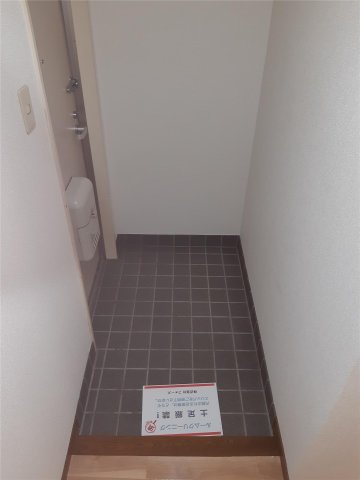 玄関　※別部屋写真