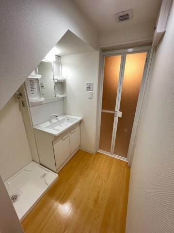 洗面設備　広い洗面スペース