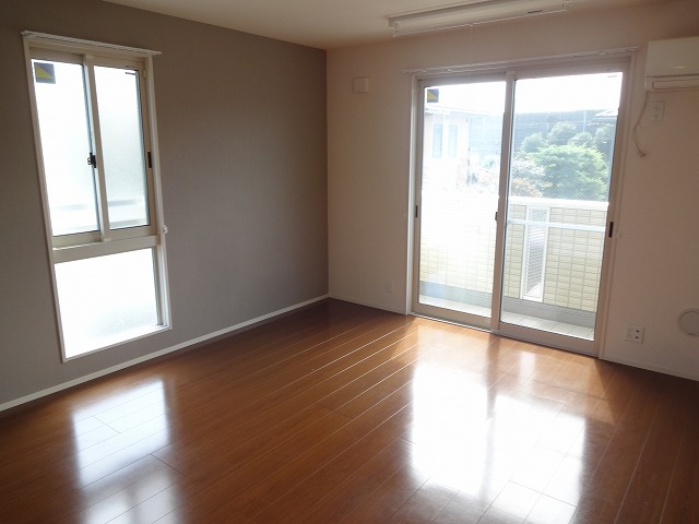 居室・リビング　11.5帖のお部屋です。広いです