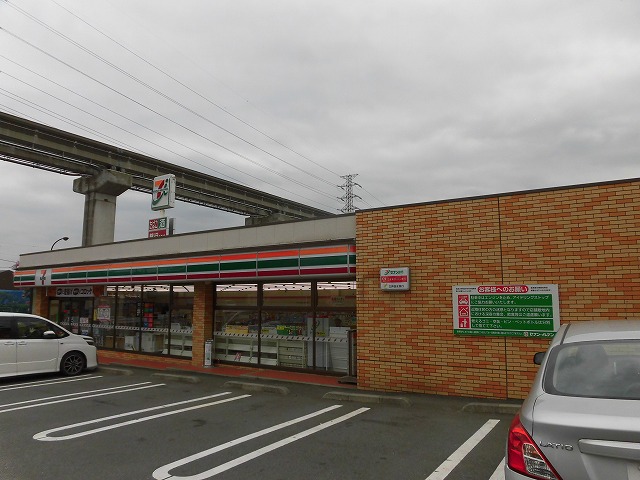 コンビニ　セブンイレブン日野甲州街道駅前店（コンビニ）まで413m