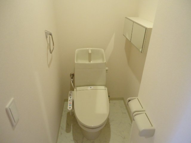 エクセレント桜マンションのトイレ写真