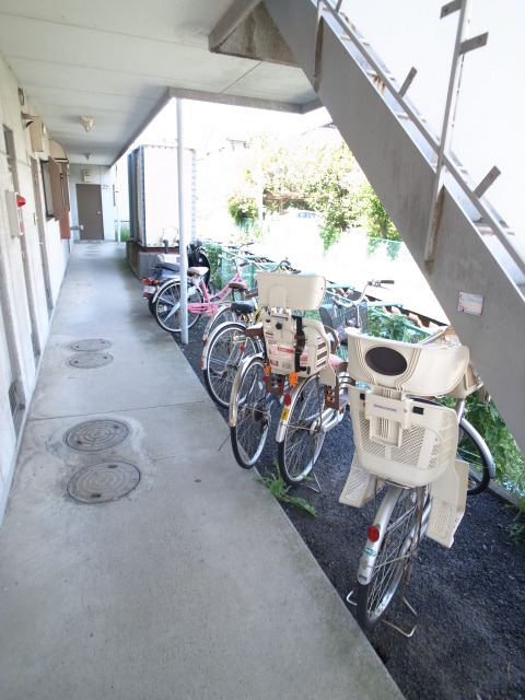 その他共有部分　自転車置き場前回募集時の参考写真