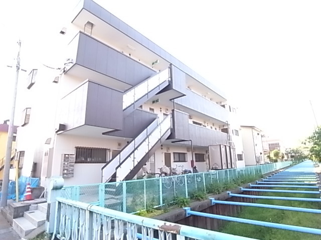 建物外観　東側からの外観前回募集時の参考写真