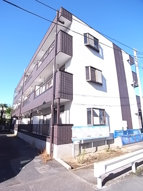 建物外観　陽当たり良好です！外装済　前回募集時の参考写真