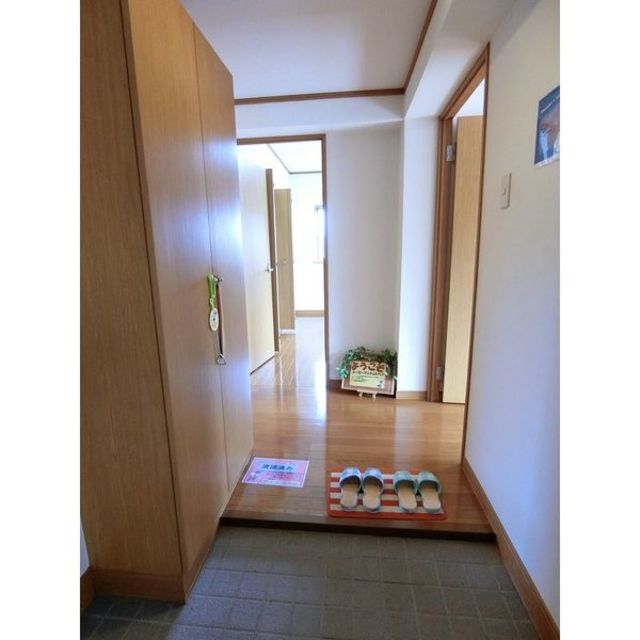 玄関　図面と現状に相違がある場合には現状を優先