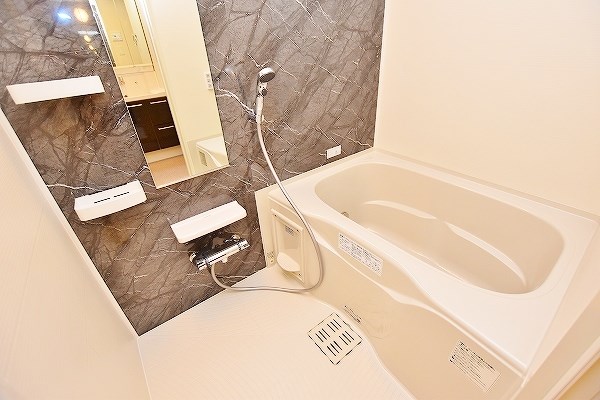 バス・シャワールーム　★浴室★