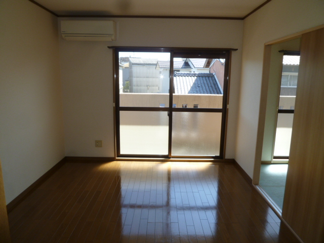 その他設備　エアコン1台