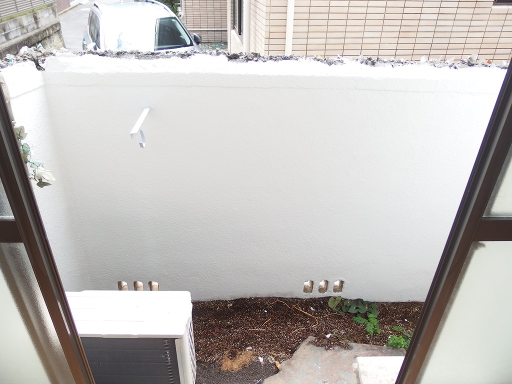 眺望　和室の窓を開けてみました。