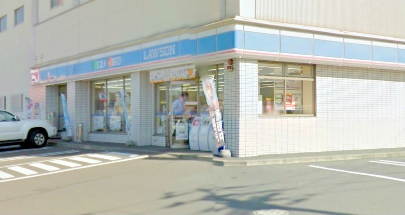 コンビニ　ローソン札幌本郷通四丁目店（コンビニ）まで240m