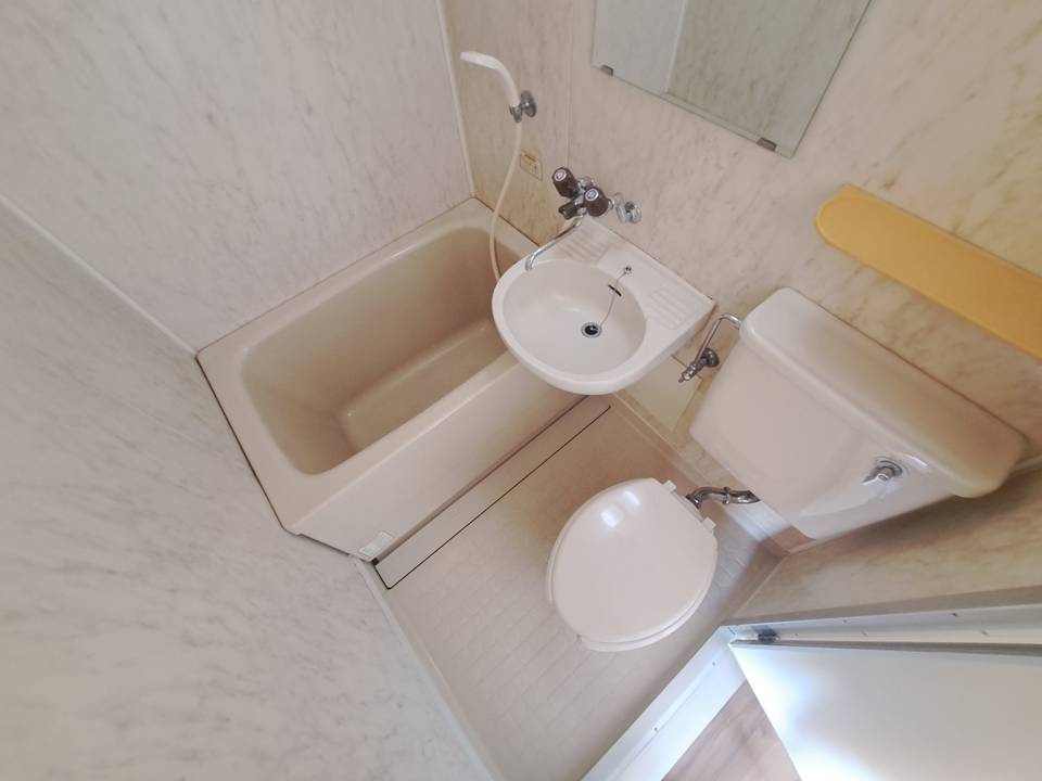 バス・シャワールーム　浴室