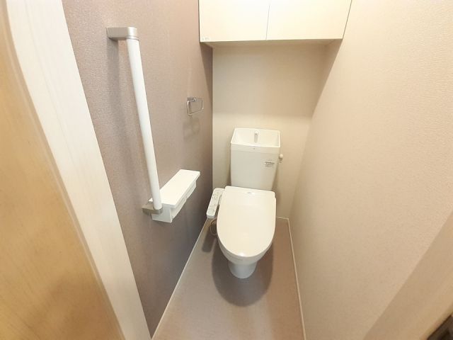 【朝倉郡筑前町中牟田のアパートのトイレ】