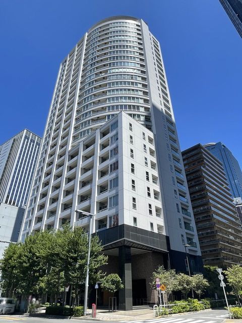 アトラスタワー西新宿の建物外観