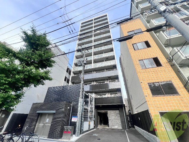 【神戸市兵庫区永沢町のマンションの建物外観】