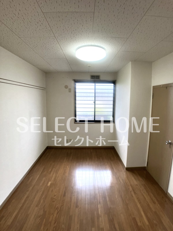 その他部屋・スペース　落ち着いて過ごせるお部屋なので、寝室にいかがでしょうか