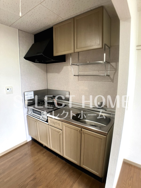 キッチン　コンパクトなキッチンで掃除もラクラク