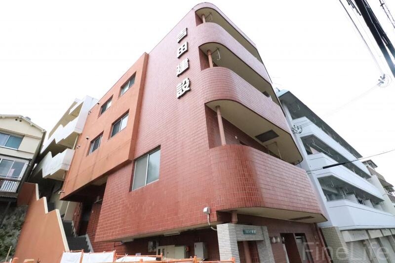 神戸市垂水区舞子坂のマンションの建物外観