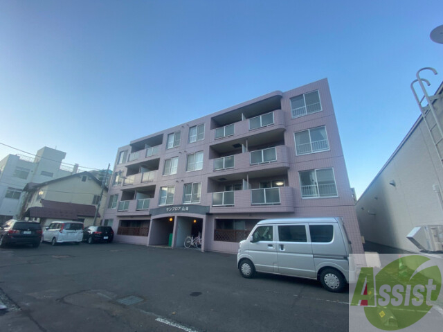 建物外観　南１９条西９丁目「サンフロア山鼻」