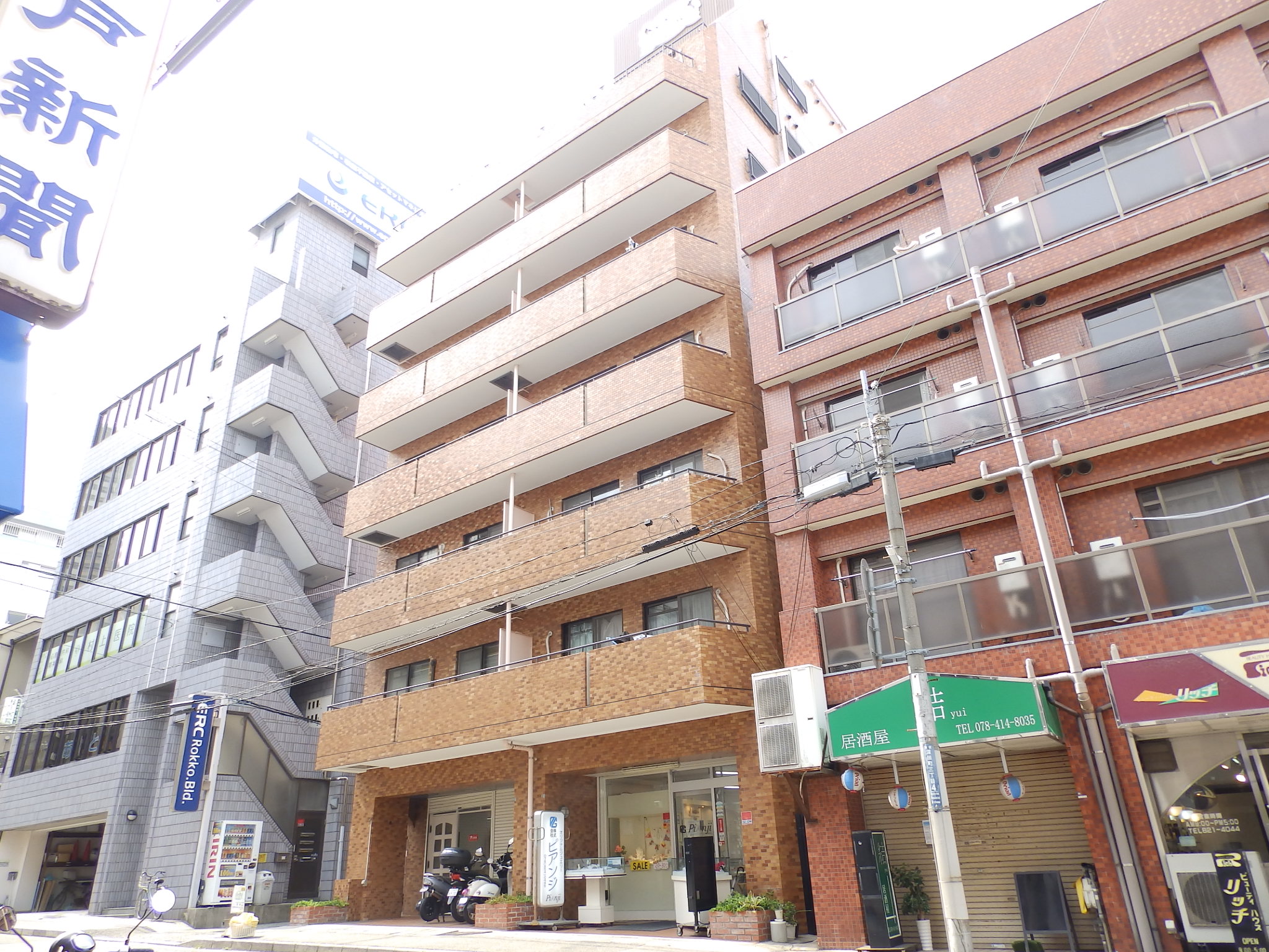 建物外観　ライオンズマンション