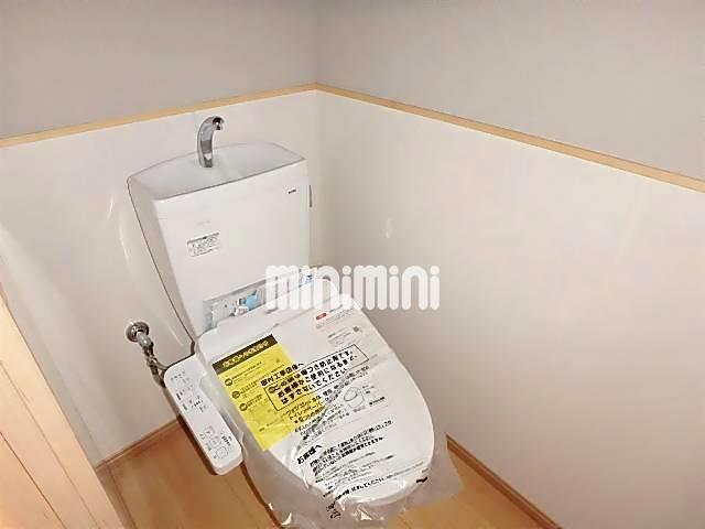 トイレ　ウォシュレット付きです