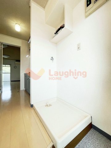 洗面設備　ゆったりとスペースのある洗面所