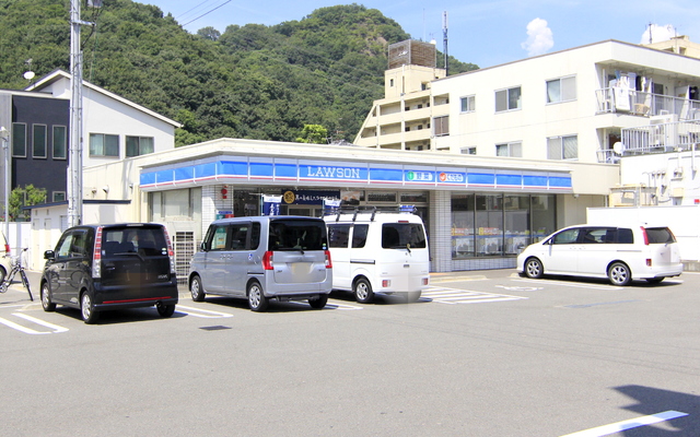コンビニ　ローソン松山道後樋又店（コンビニ）まで220m