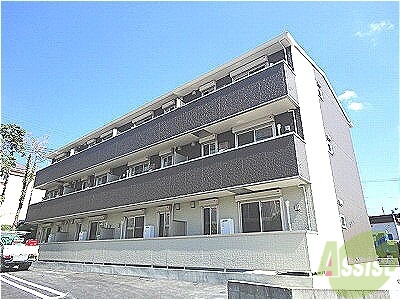 【神戸市垂水区南多聞台のアパートの建物外観】