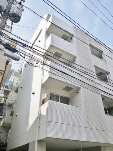 【第２吉岡マンションの建物外観】