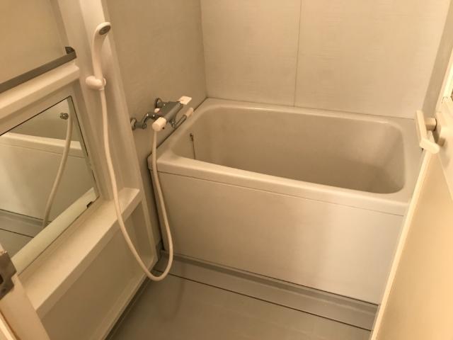 バス・シャワールーム　バス