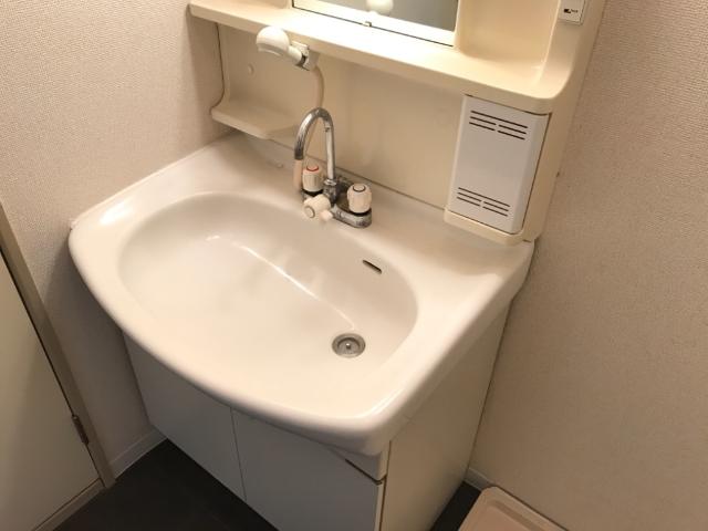 洗面設備　洗髪洗面化粧台