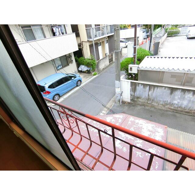栗林アパート 手半額 礼半 10/16退 女性限定 南向の内装写真