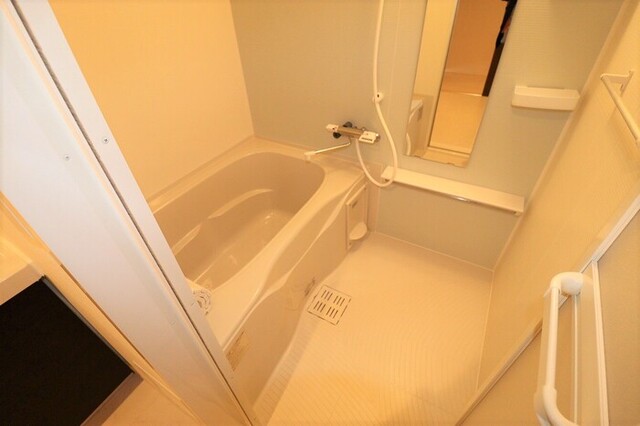 バス・シャワールーム　ユニットバス