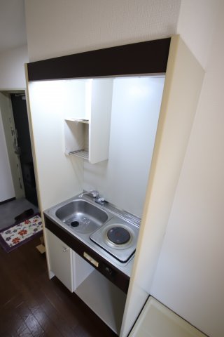 弘成エステートビルのキッチン写真