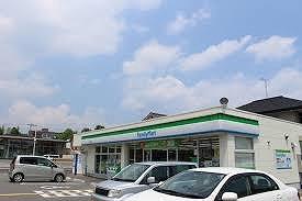 その他　ファミリーマート 西八代町店  550m