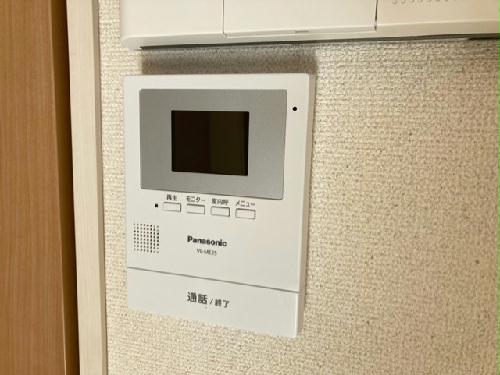セキュリティ　モニター付きインターホン