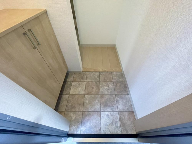 玄関　※同タイプ施工例