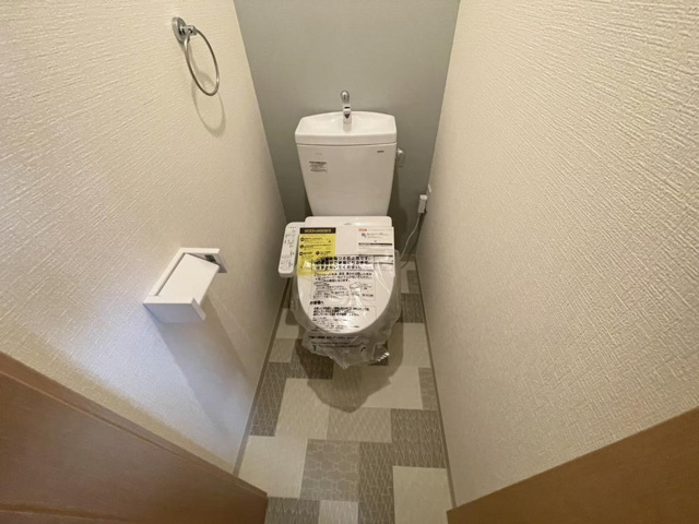 トイレ　※同タイプ施工例