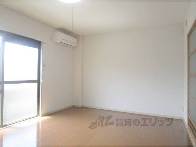 居室・リビング　洋室