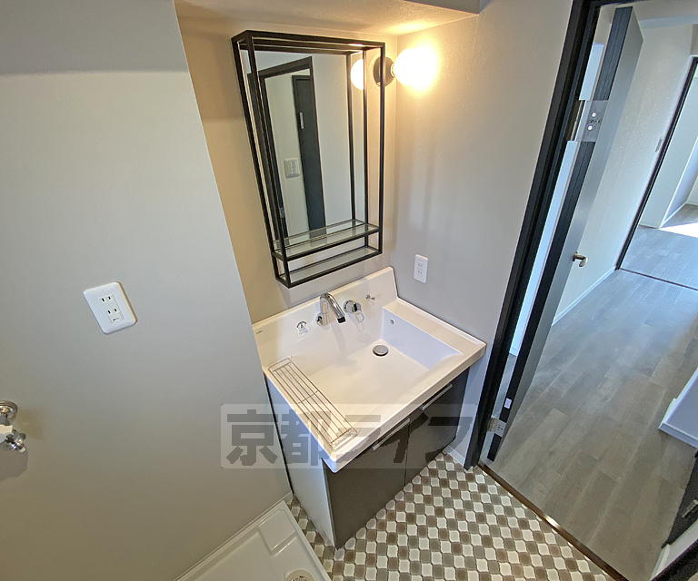 洗面設備　独立洗面台