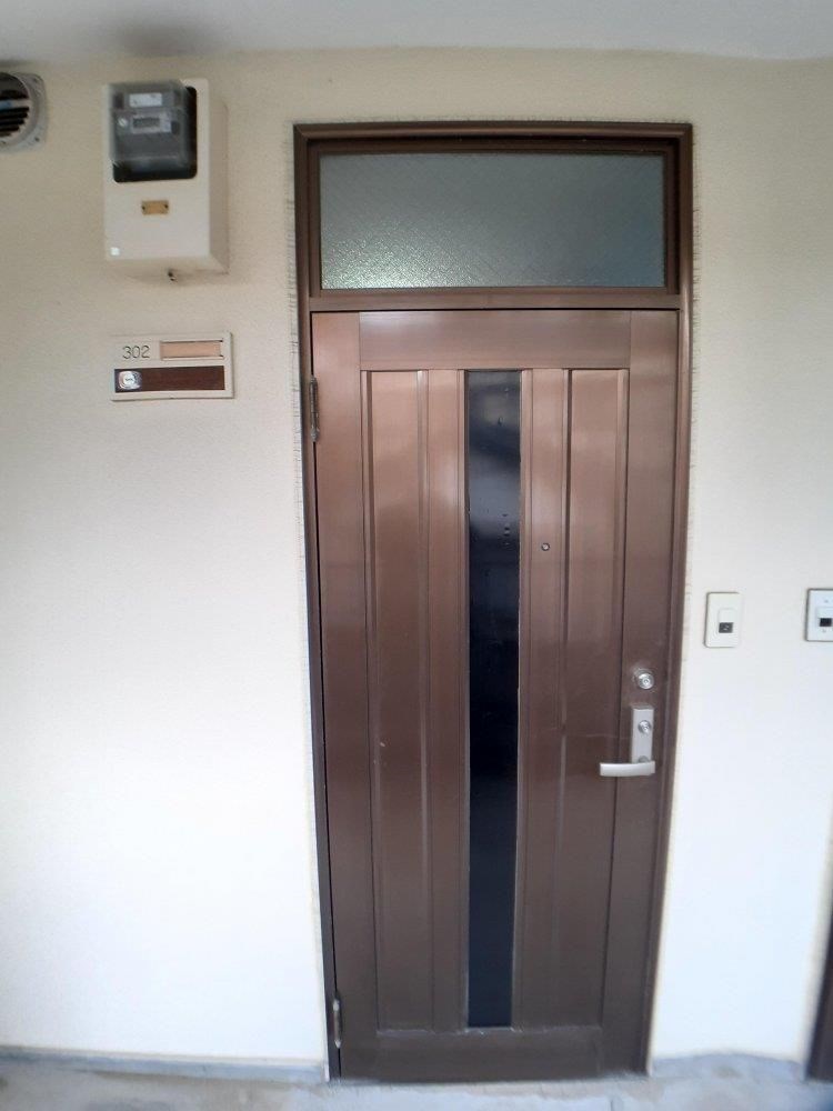 玄関　同型タイプ