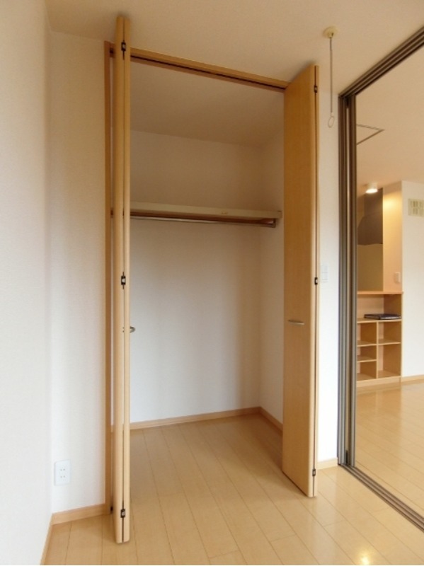 収納　図面と現状に相違がある場合には現状を優先