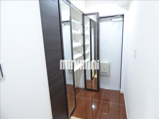 玄関　シューズの収納に困りません