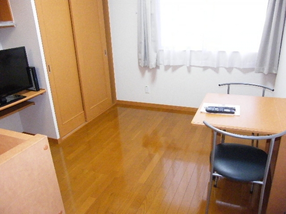 居室・リビング　※別部屋の写真です