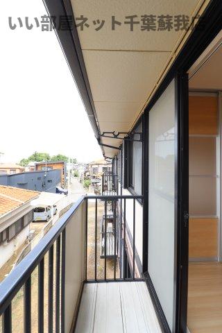 バルコニー　洗濯物もよく乾きそうな、陽当たり良好なバルコニーです！