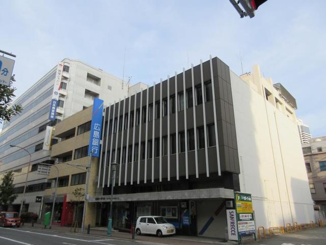 銀行　広島銀行神戸支店（銀行）まで159m