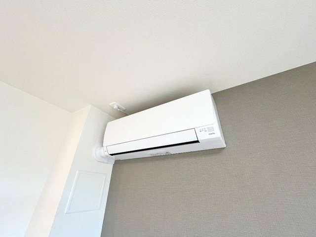 その他設備　エアコン（リビング）
