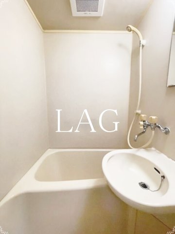 バス・シャワールーム　お風呂です。