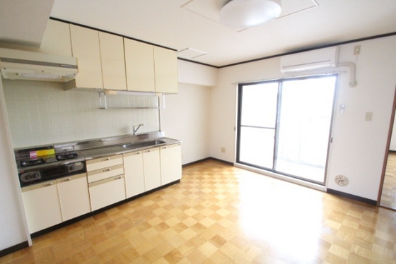 居室・リビング　※別の部屋の写真です